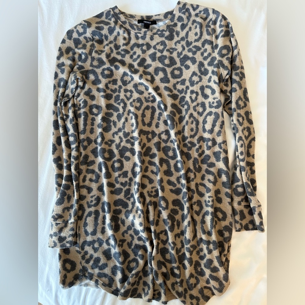 Forever 21 sweater dress NWOT